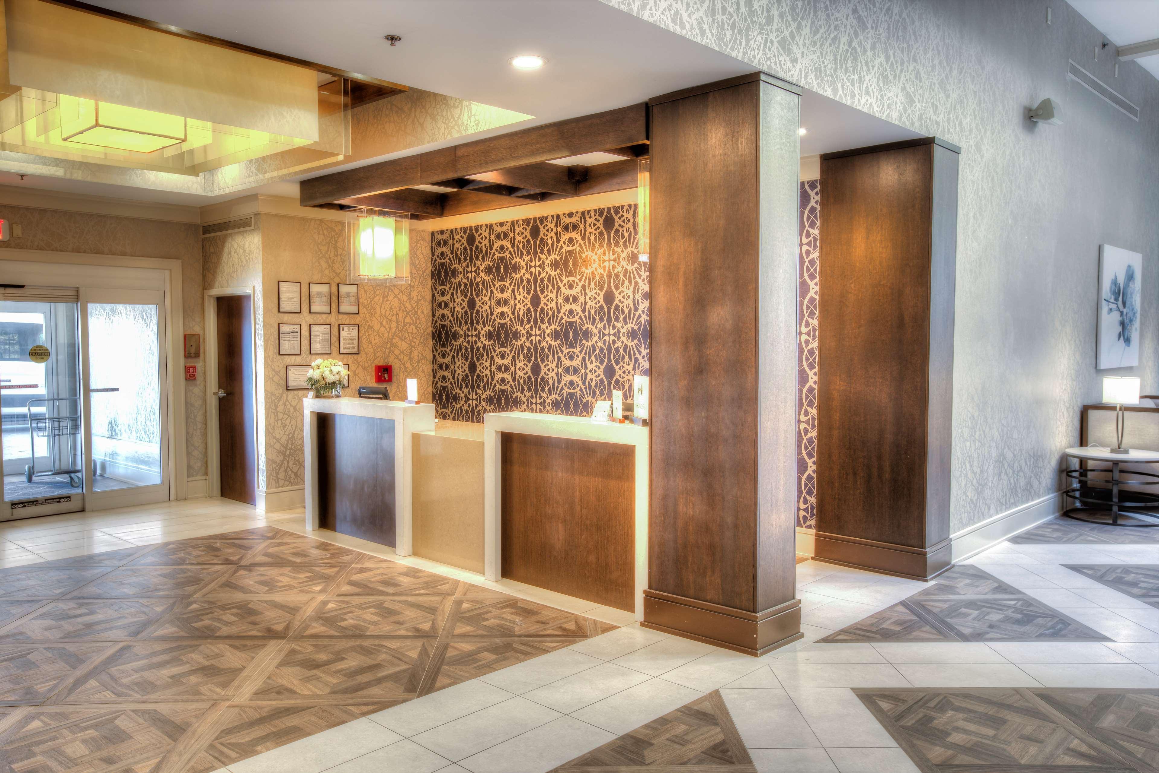 Doubletree Suites By Hilton At The Battery Atlanta Смирна Екстер'єр фото