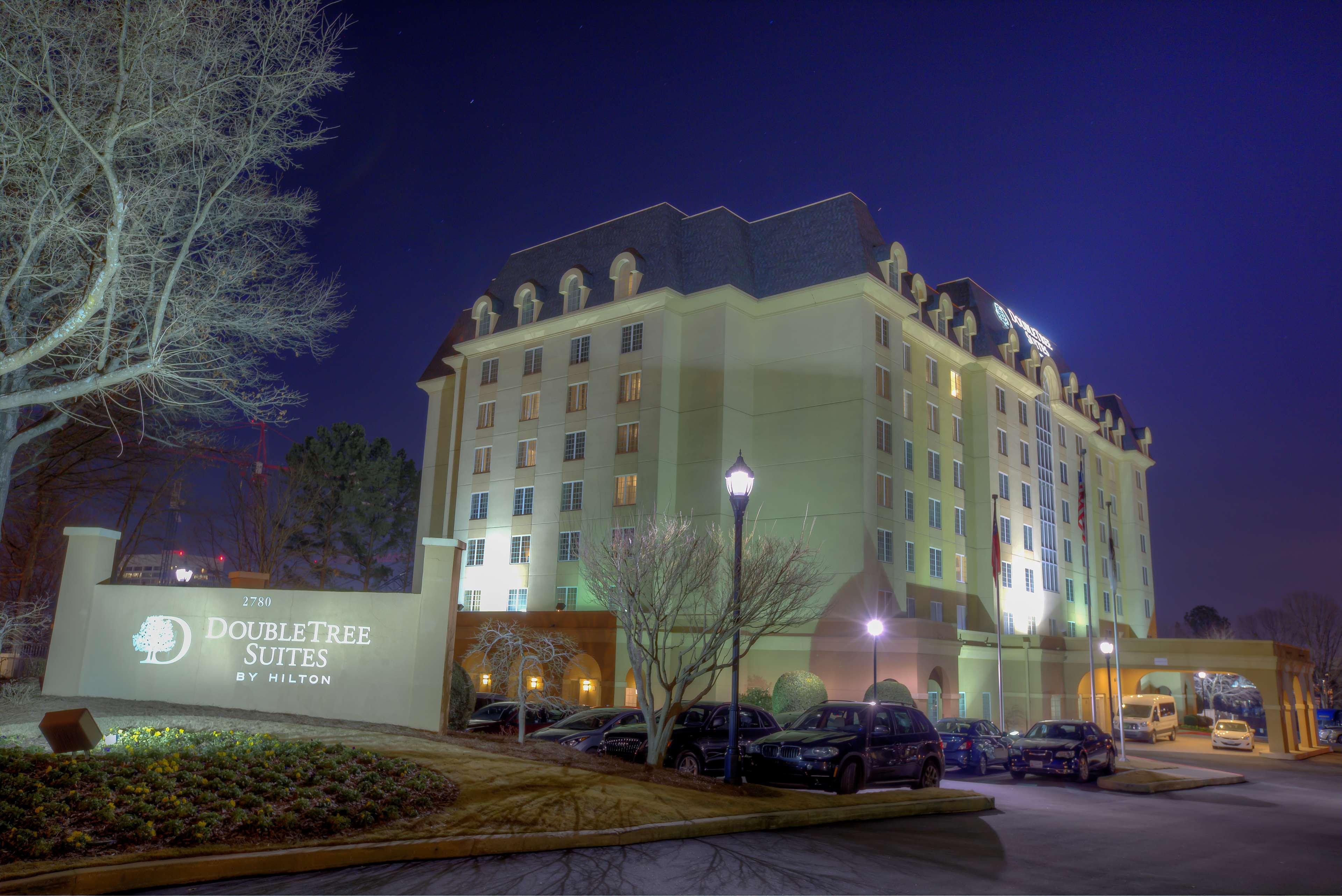 Doubletree Suites By Hilton At The Battery Atlanta Смирна Екстер'єр фото